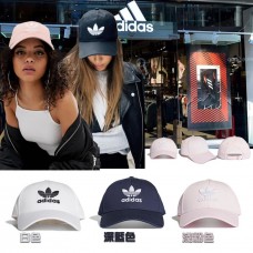 現貨: Adidas Originals 女裝帽
