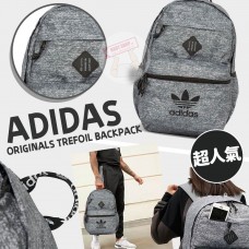 3底: Adidas Trefoil 雙肩背包 (灰色)