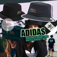 8中: Adidas Love Unites 漁夫帽