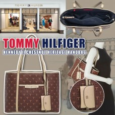 5底: Tommy Hilfiger #11342 Tote 側咩包